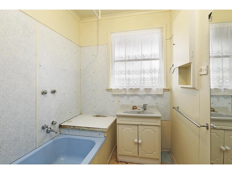 22 Winstanley Road, East Geelong VIC 3219