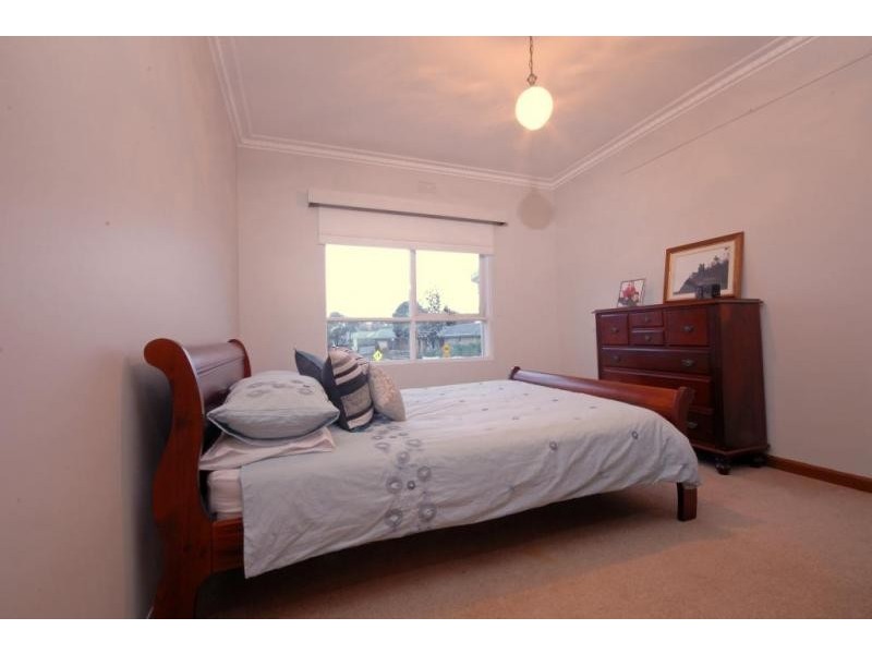 22 Kidman Avenue, Belmont VIC 3216