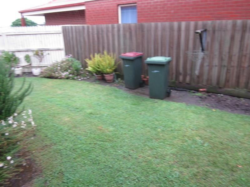 61 Burlington Crescent, Leopold VIC 3224
