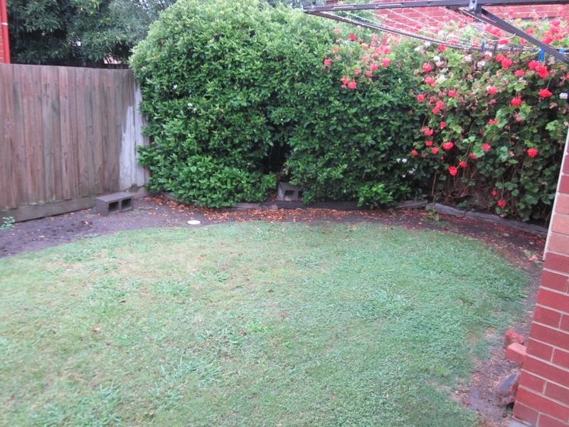 61 Burlington Crescent, Leopold VIC 3224