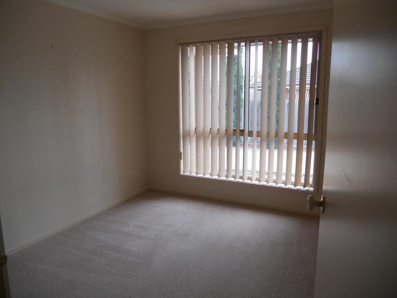 1/8 Bluegum Place, Grovedale VIC 3216