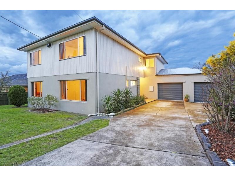 5 Eagleview Crescent, Bell Post Hill VIC 3215