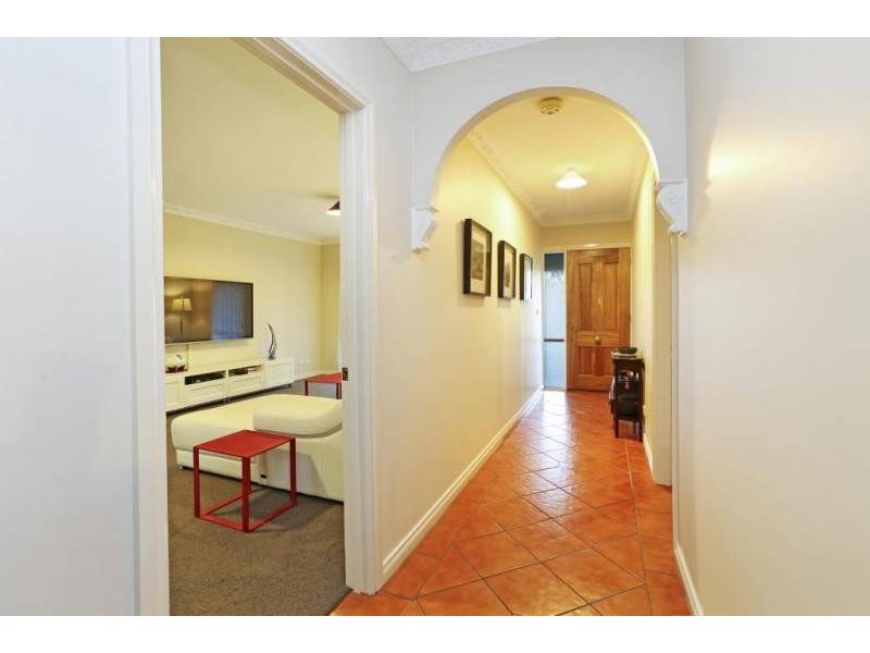 10 Kinsmead Street, Waurn Ponds VIC 3216