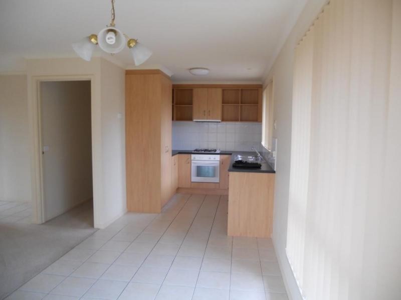 1/8 Bluegum Place, Grovedale VIC 3216