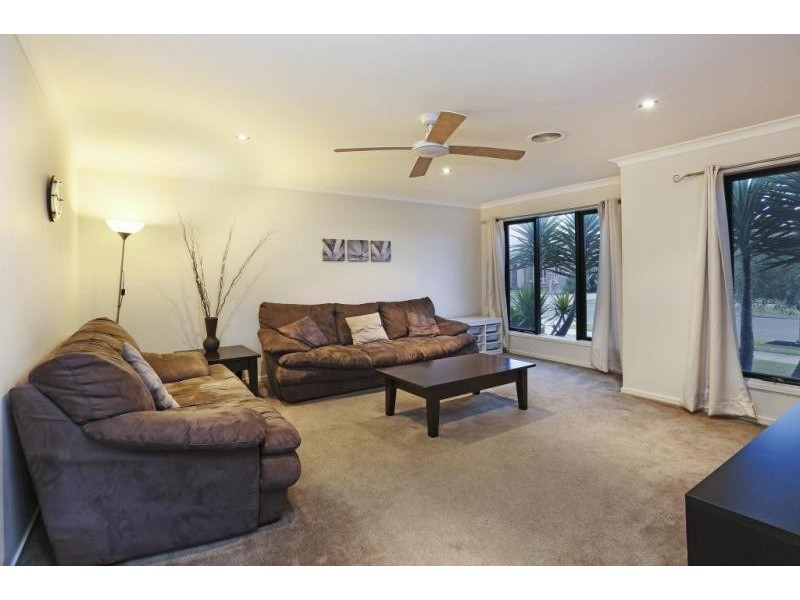 30 Barry Court, Grovedale VIC 3216