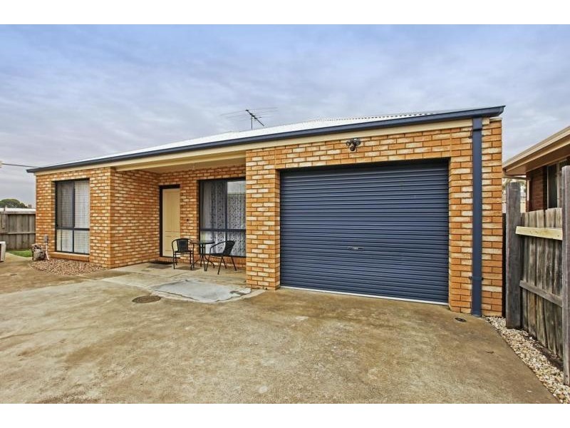 2/3 Callan Court, Norlane VIC 3214