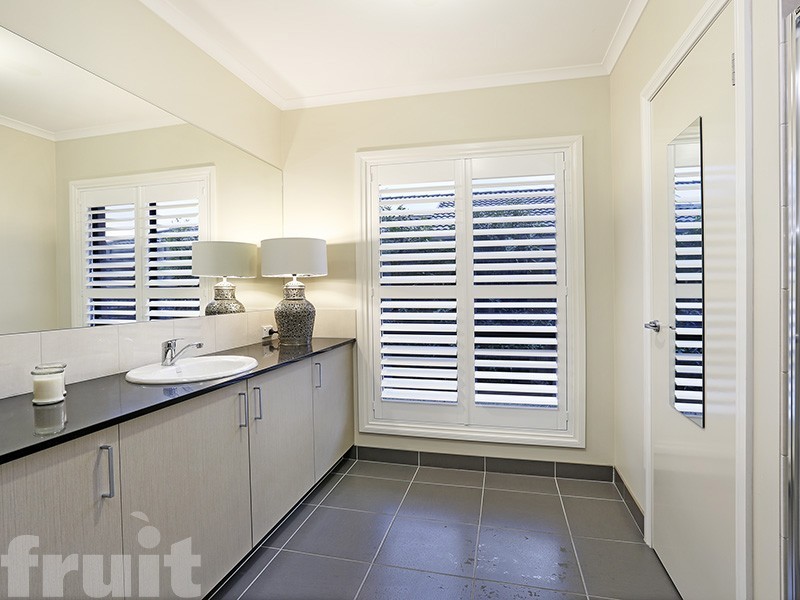 4 Pollard Drive, Leopold VIC 3224