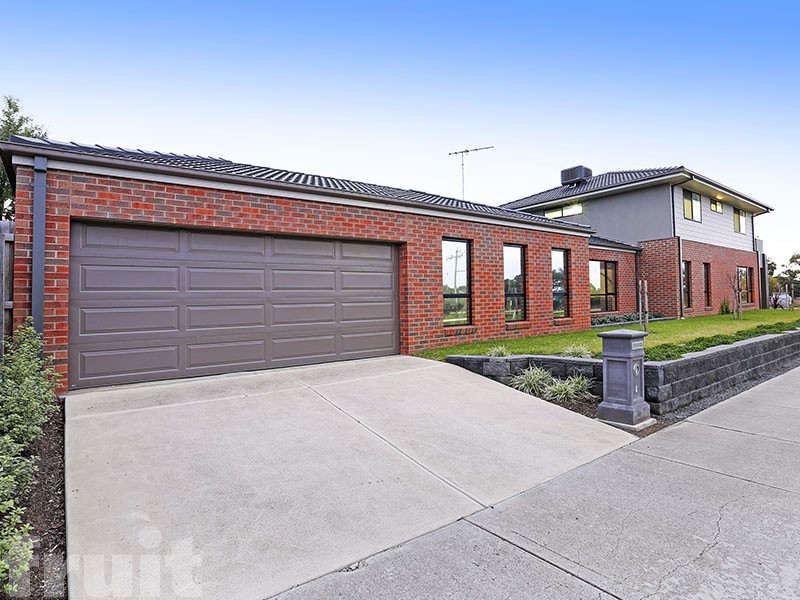 4 Pollard Drive, Leopold VIC 3224