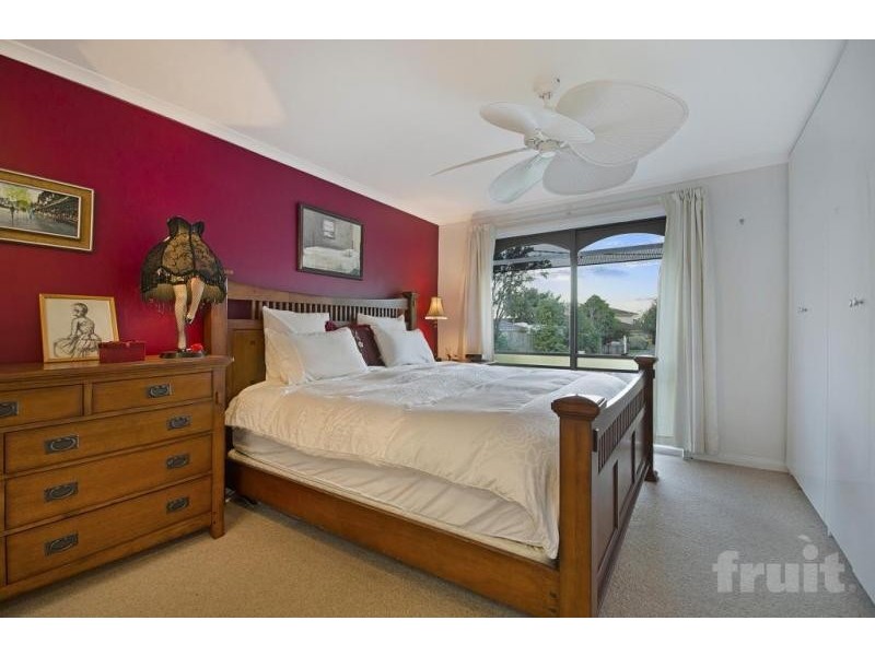 5 Stratford Court, Grovedale VIC 3216