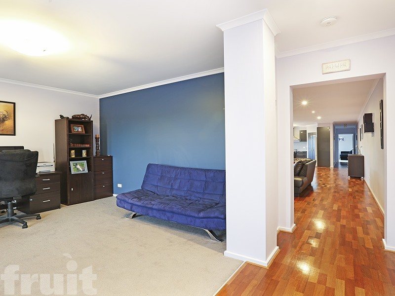 8 Newbank Court, Leopold VIC 3224