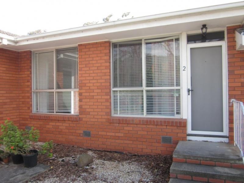 2/6 Bonsey Road, Highton VIC 3216