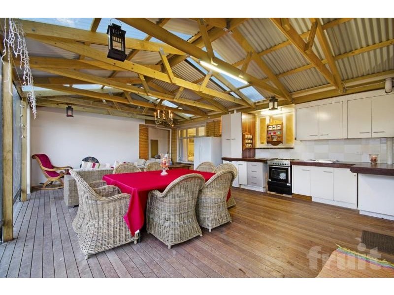 7 Wolseley Grove, Bell Post Hill VIC 3215