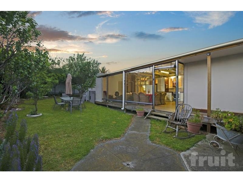 7 Wolseley Grove, Bell Post Hill VIC 3215