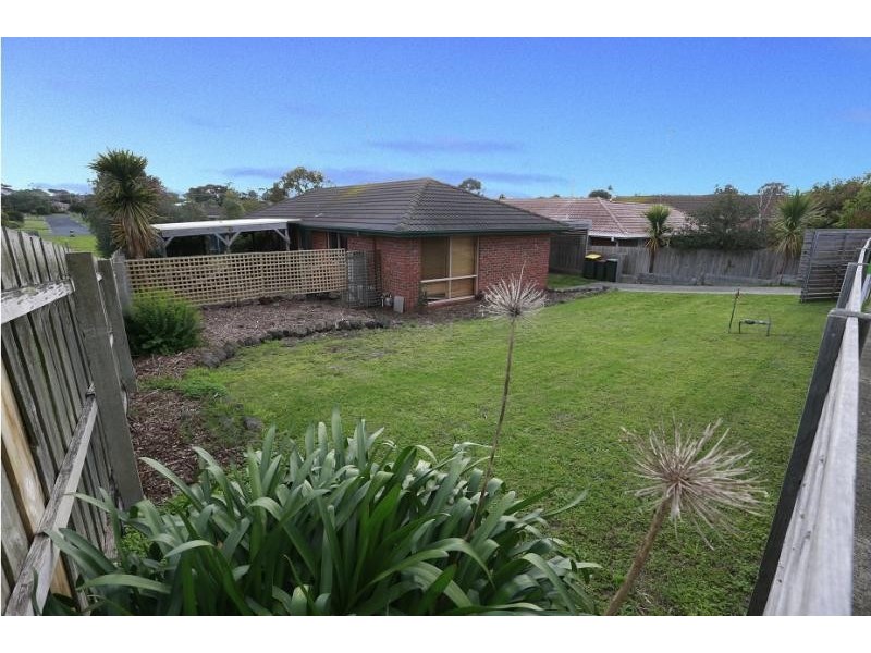 33 The Court, Leopold VIC 3224