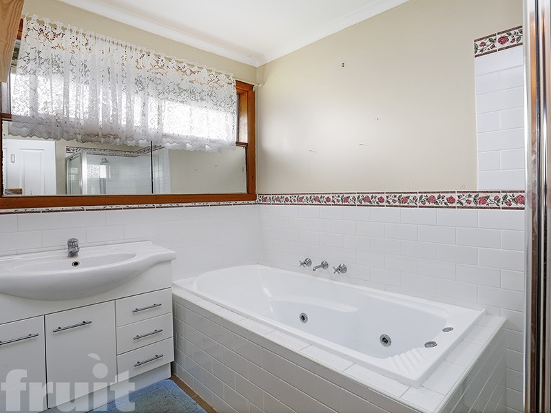 35 Barton Street, Bell Park VIC 3215