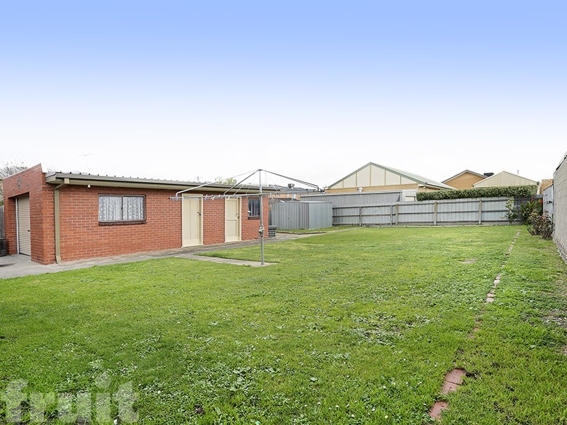 35 Barton Street, Bell Park VIC 3215