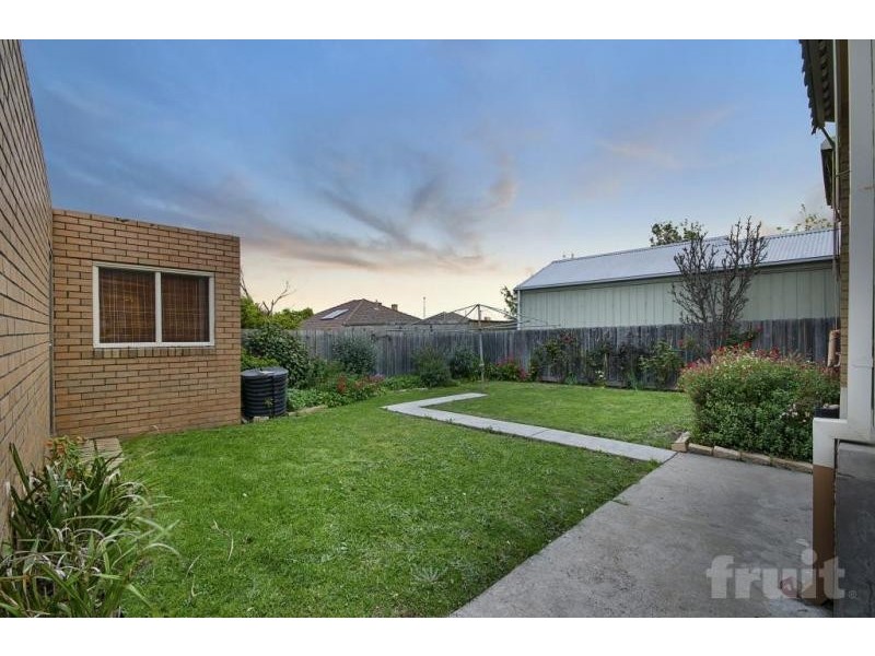 5 McIntyre Street, East Geelong VIC 3219