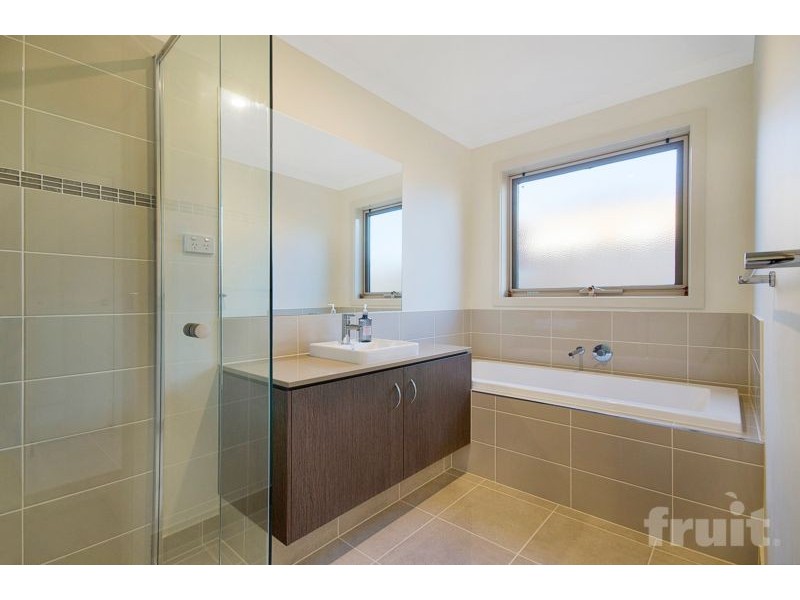 48 Pickworth Drive, Leopold VIC 3224