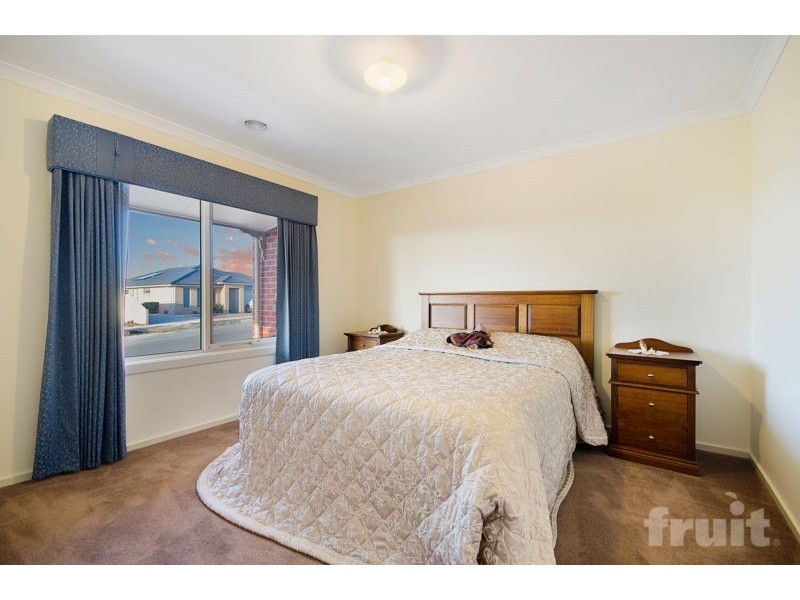 48 Pickworth Drive, Leopold VIC 3224