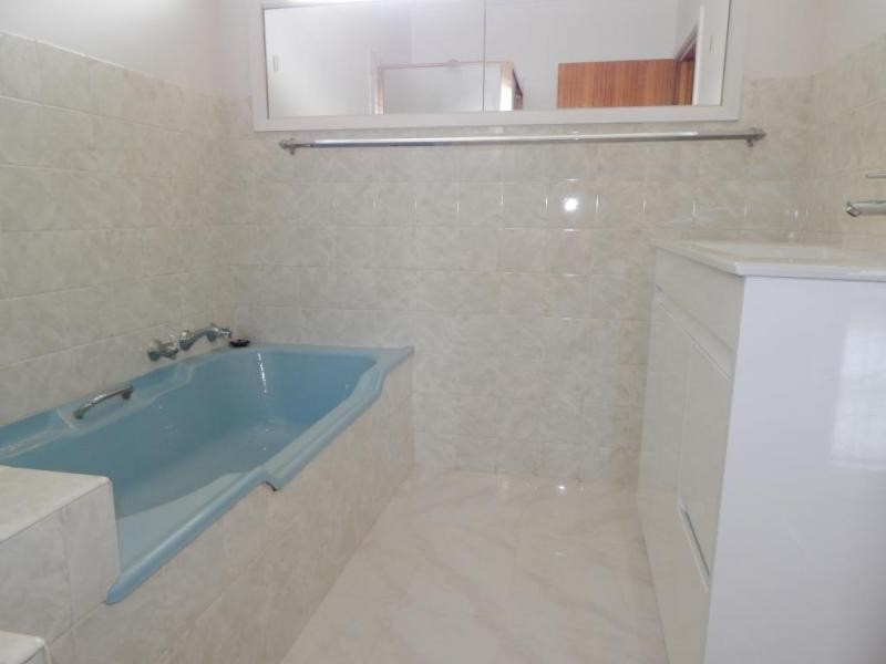 30 June Avenue, Hamlyn Heights VIC 3215