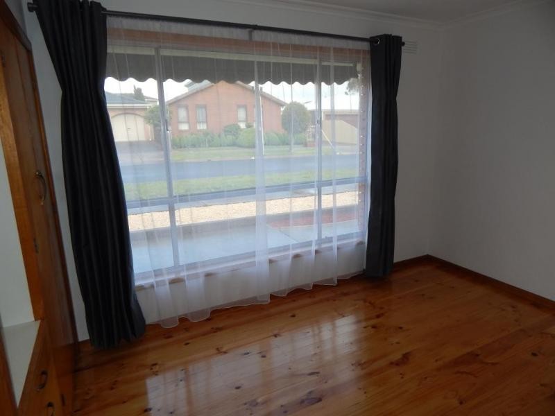 30 June Avenue, Hamlyn Heights VIC 3215