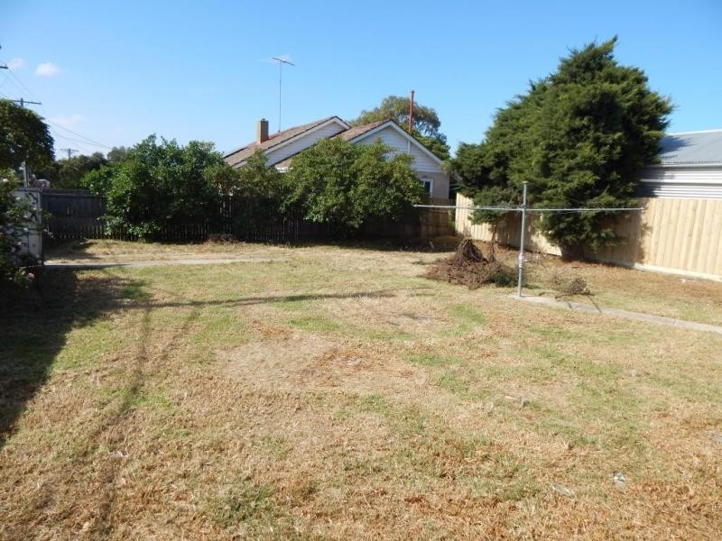 2 Gull Street, Norlane VIC 3214