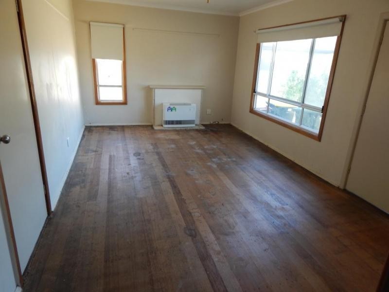 5 Detroit Crescent, Corio VIC 3214