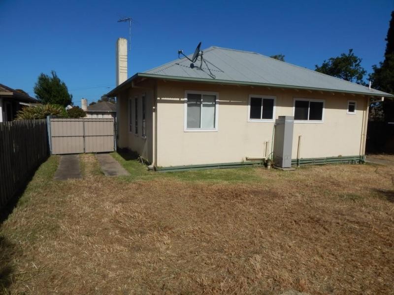 5 Detroit Crescent, Corio VIC 3214