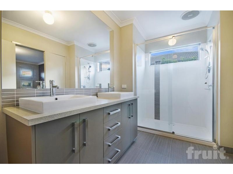 7 Sugar Gum Drive, Waurn Ponds VIC 3216