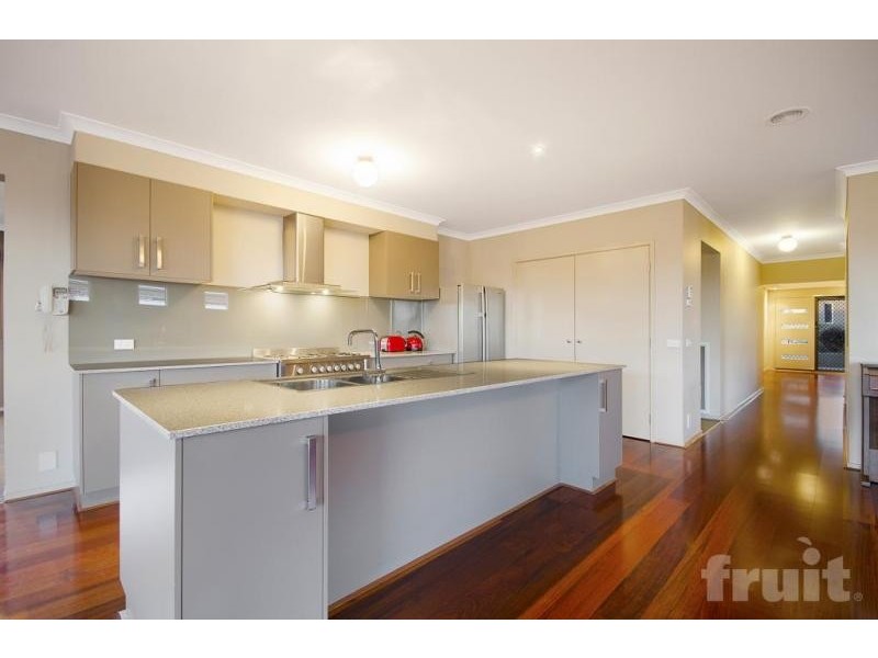 7 Sugar Gum Drive, Waurn Ponds VIC 3216