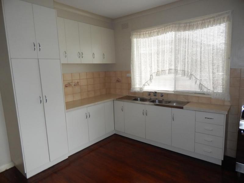 6 Milton Street, Bell Park VIC 3215