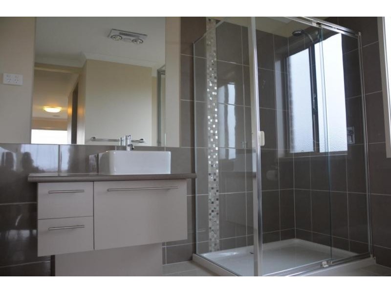 11 Burchill Court, Leopold VIC 3224