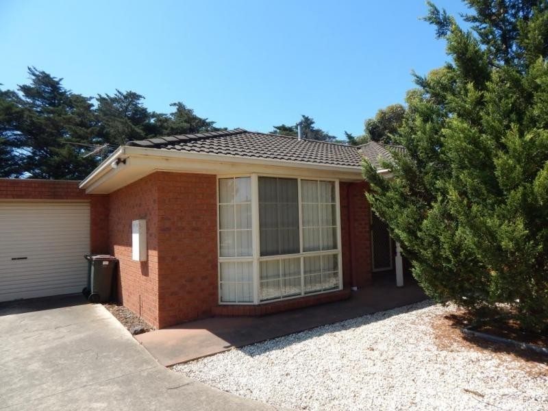 3/8 Shaw Close, Bell Post Hill VIC 3215