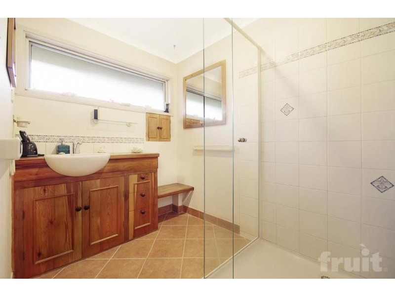 60 Burdoo Drive, Grovedale VIC 3216