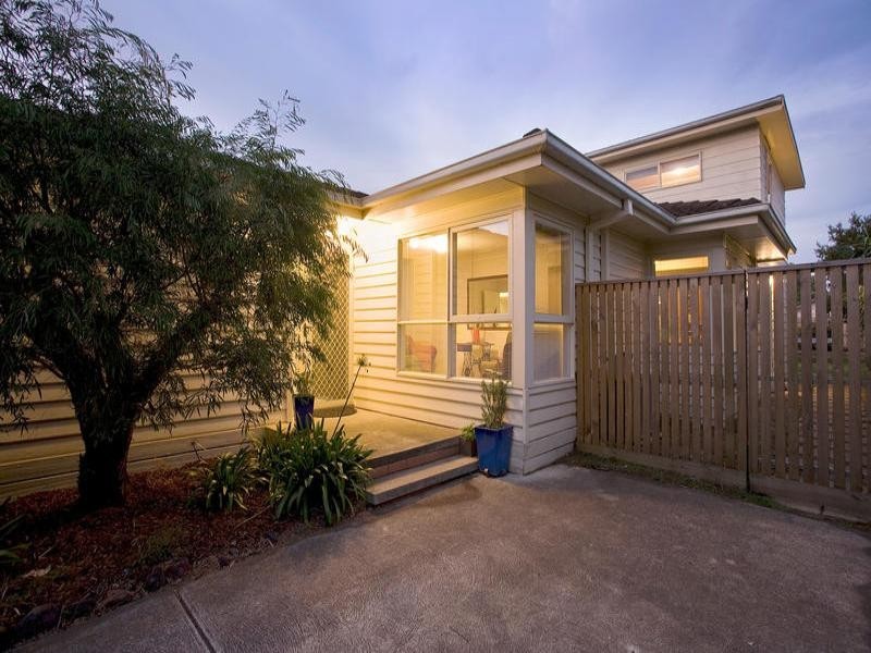16 Grayling Street, Belmont VIC 3216