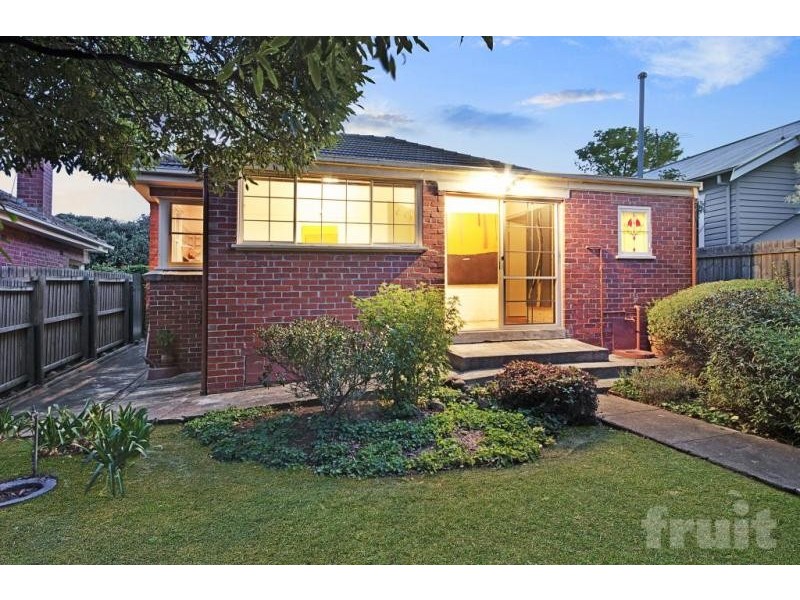 15 Collins Street, Belmont VIC 3216