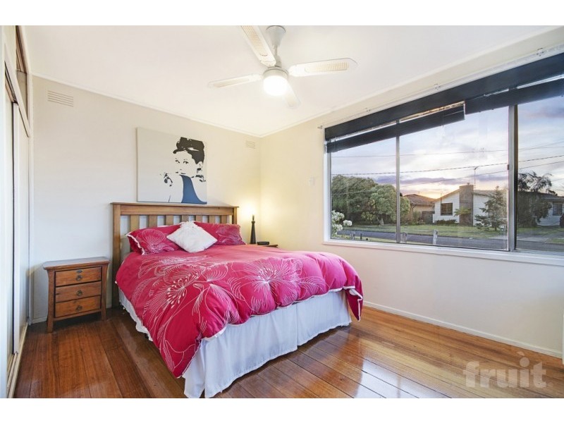 1 Lindsay Street, Newcomb VIC 3219