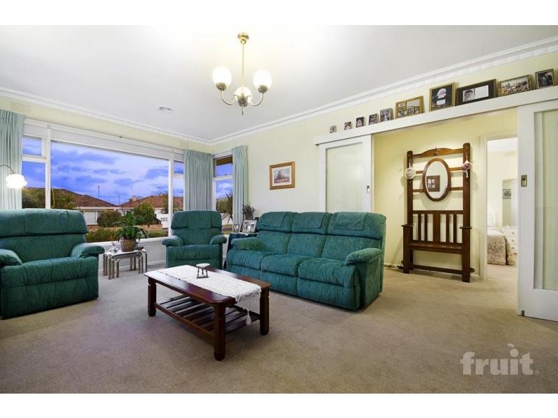 14 Hamlyn Avenue, Hamlyn Heights VIC 3215