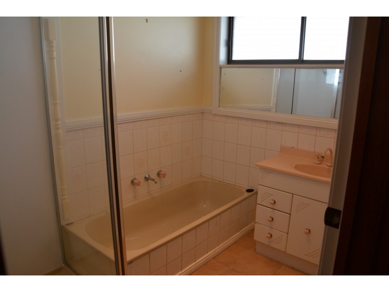 23 Stapledon Court, Corio VIC 3214