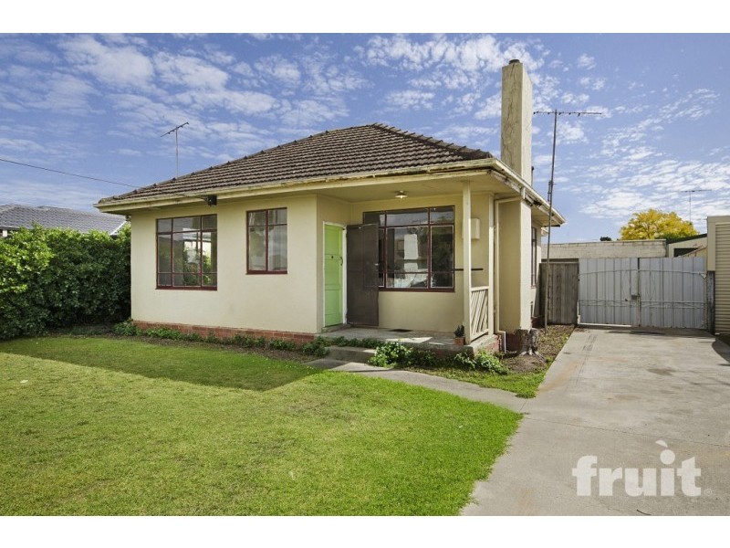 29 Pettitt Crescent, Norlane VIC 3214