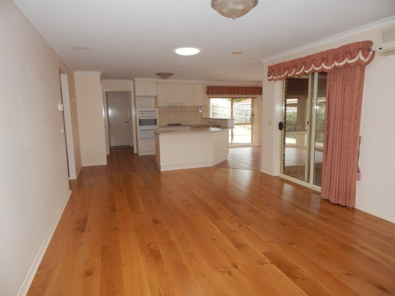 11 Burlington Crescent, Leopold VIC 3224