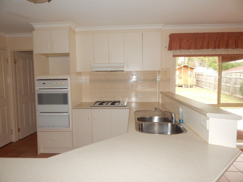 11 Burlington Crescent, Leopold VIC 3224