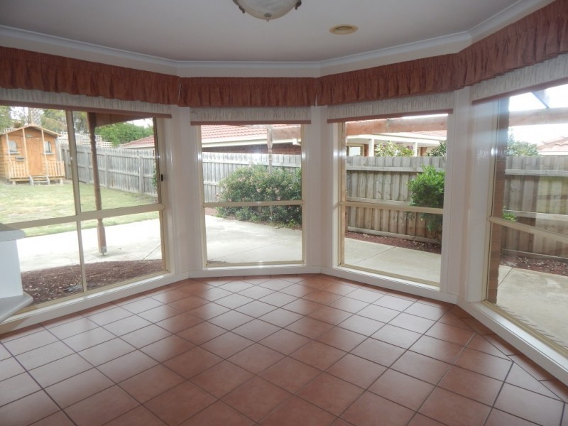11 Burlington Crescent, Leopold VIC 3224