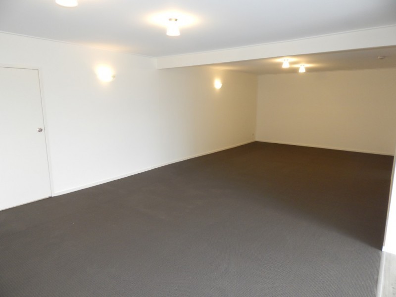 136 Shannon Avenue, Geelong West VIC 3218