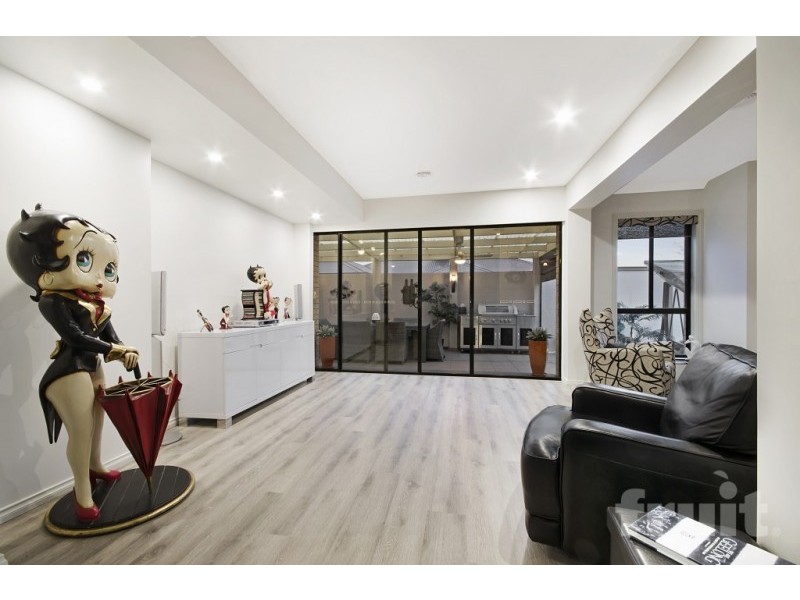 6 Plumber Court, Grovedale VIC 3216