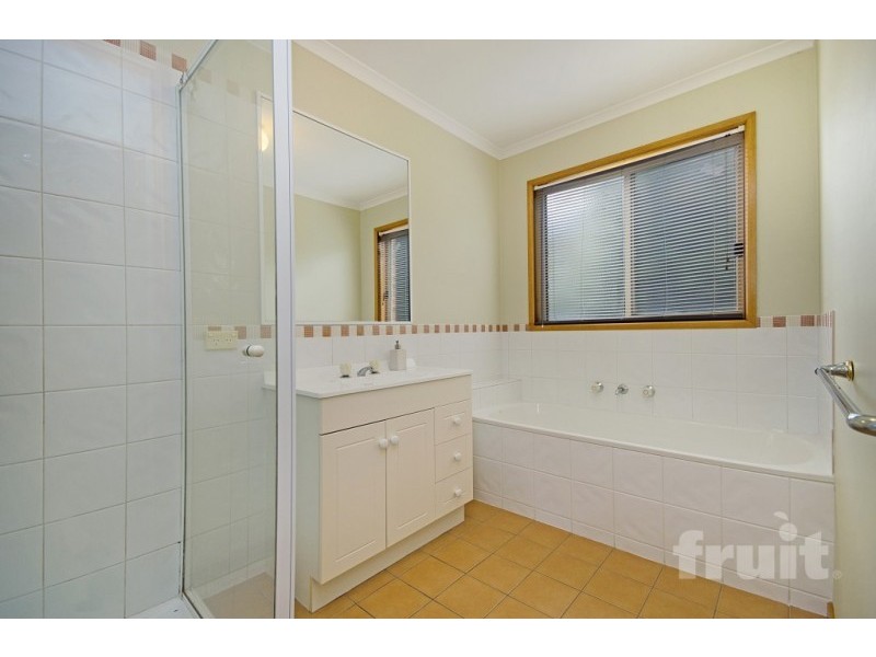 32 Daly Boulevard, Highton VIC 3216