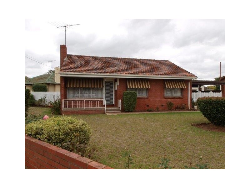 6 Canadian Parade, Corio VIC 3214