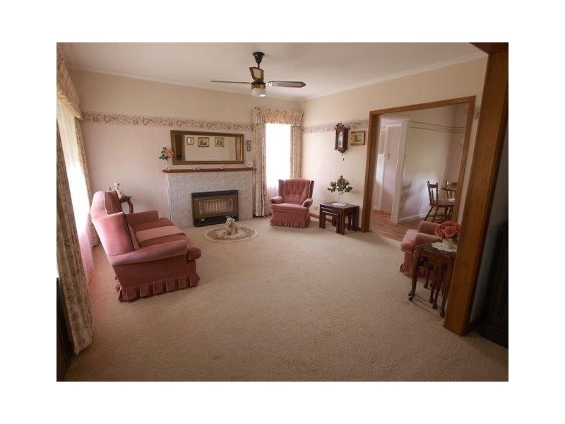 6 Canadian Parade, Corio VIC 3214