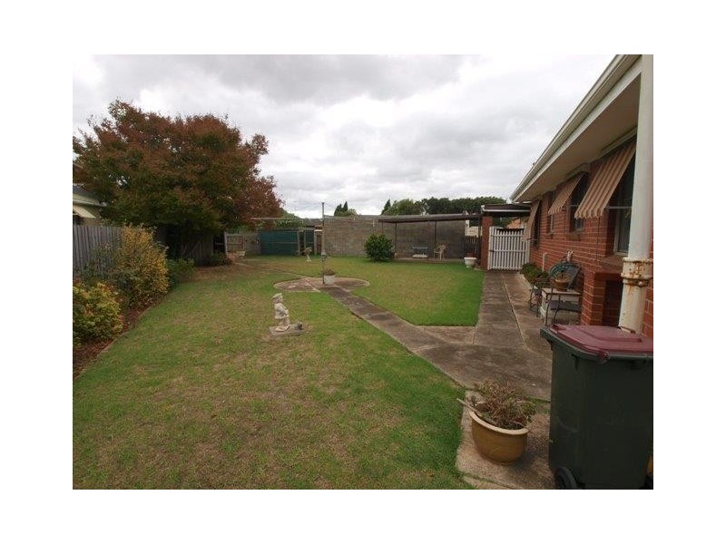6 Canadian Parade, Corio VIC 3214