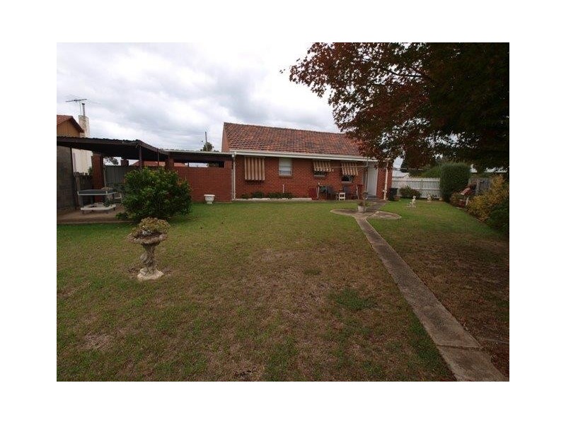 6 Canadian Parade, Corio VIC 3214